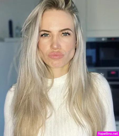 Larah Sievertsen OnlyFans Thumbnail #nRDzgP9265