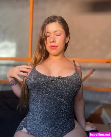 Larahaydar OnlyFans Thumbnail #Rc75eemOuG