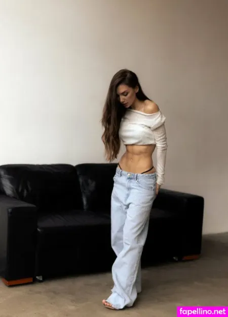 Larahook OnlyFans Thumbnail #iNiu6aOpsm