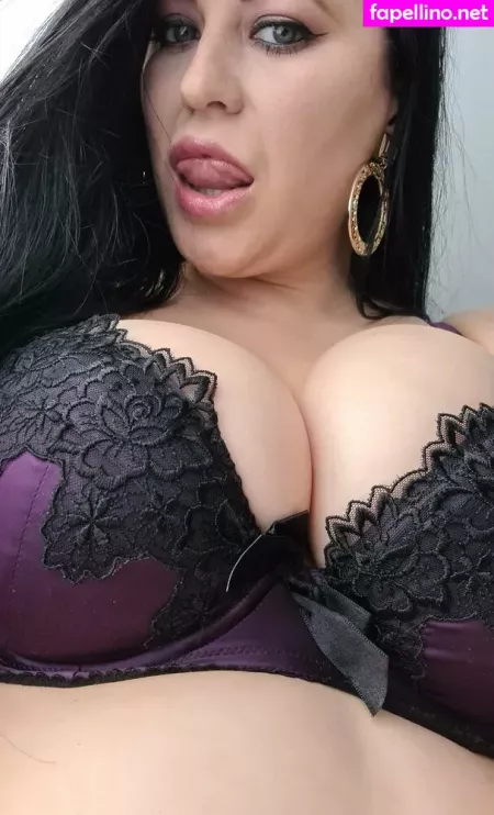 Larajadedeene OnlyFans Thumbnail #qkguJ4iNY3