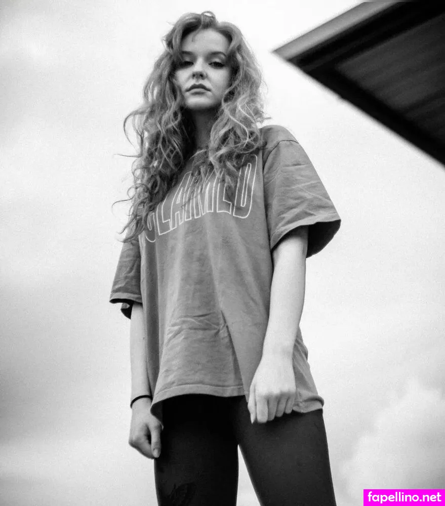 Larakrgr_ Nude Leaked OnlyFans Photo #ESOIjeczlg