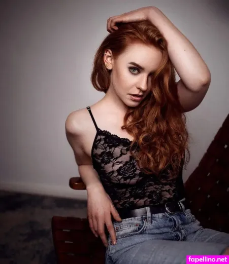 Larakrgr OnlyFans Thumbnail #J8tWX4SPEJ