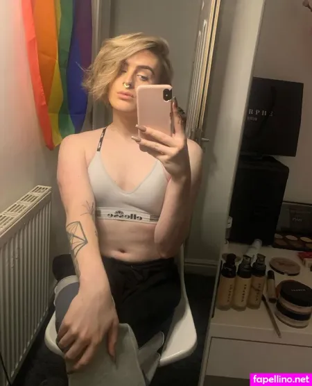 Laramcx 1 OnlyFans Thumbnail #3x2cXtKsYD