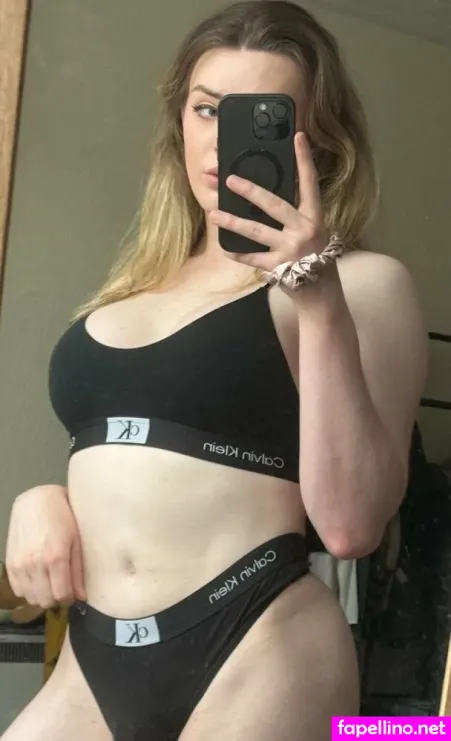 Laramcx 1 OnlyFans Thumbnail #AkSuY0zK31