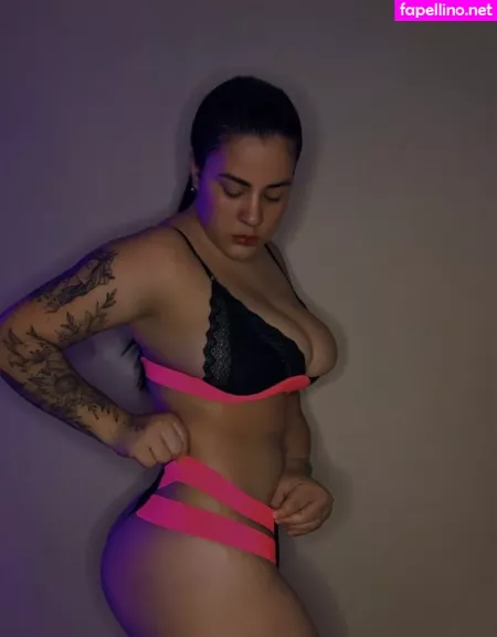 Laraoliveiraof OnlyFans Thumbnail #R2zd8WCaLq