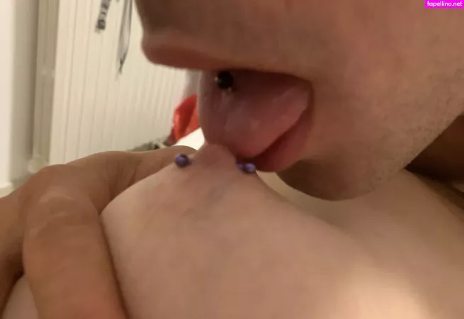 Lararoxyrox OnlyFans Thumbnail #Ak4yOtLuMA