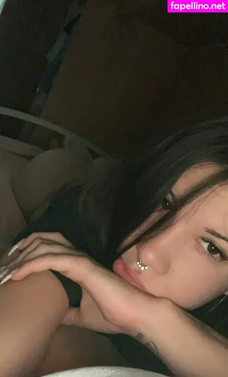 Lararoxyrox OnlyFans Thumbnail #b4CraZ6qEJ