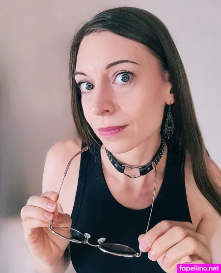 Larawintersxxx OnlyFans Thumbnail #WarYWrTHoW
