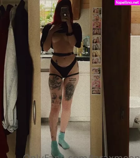 Laraxmoon OnlyFans Thumbnail #JVqpYLbqnz