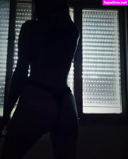 Laraxxxb OnlyFans Thumbnail #EXX0fq52Vq