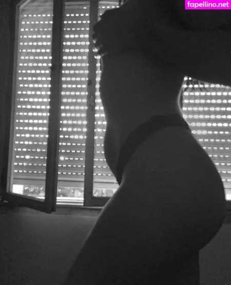 Laraxxxb OnlyFans Thumbnail #Wah1HHxoRq