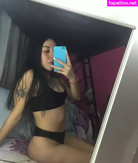 Laraxxxb OnlyFans Thumbnail #qjRjSQtAUM