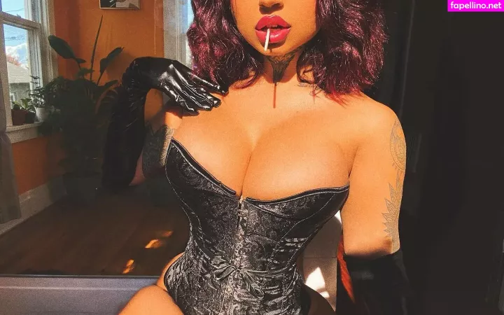 Lareinabruja OnlyFans Thumbnail #d7zUrtl4Qs