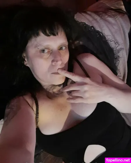 Lareinacincuentona OnlyFans Thumbnail #HJOuLyRfYE