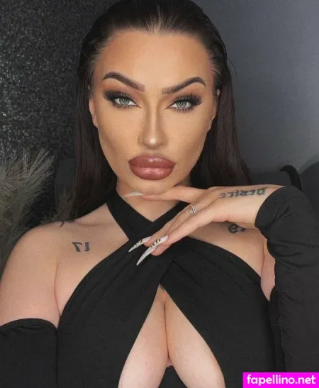 Lareinamalvadaa OnlyFans Thumbnail #PeHofVbvRo