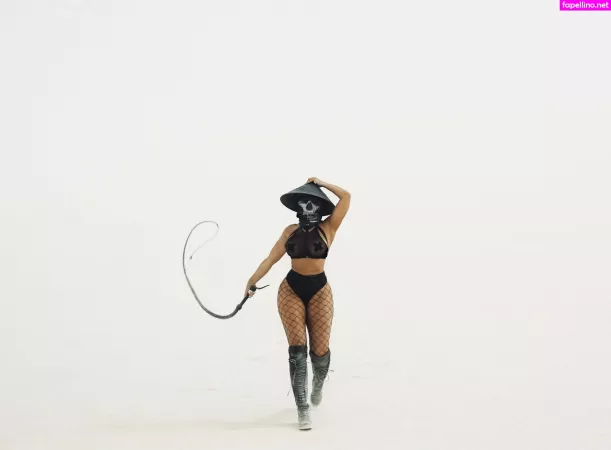 Lareinasworld OnlyFans Thumbnail #7IXNIFu6OA