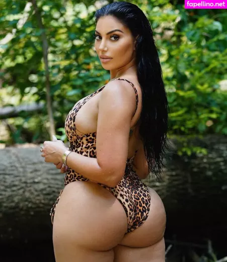 Lareinasworld OnlyFans Thumbnail #Lu1W84Uta1