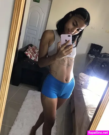 Lareynazendeya OnlyFans Thumbnail #s5S2m7NWfD