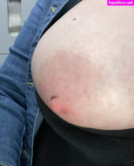 Largeboobies305 OnlyFans Thumbnail #sndgRdg7zO