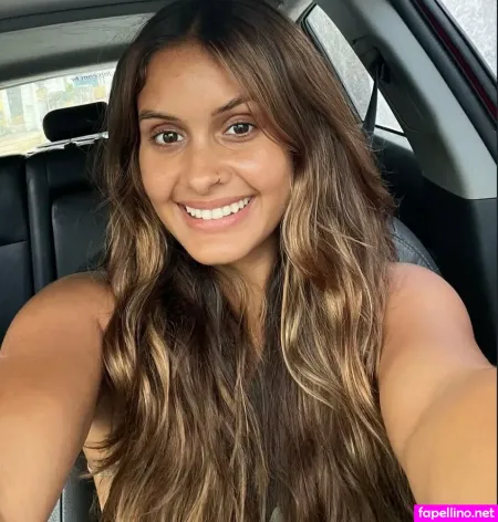 Lari Tefilo Main Profile Photo