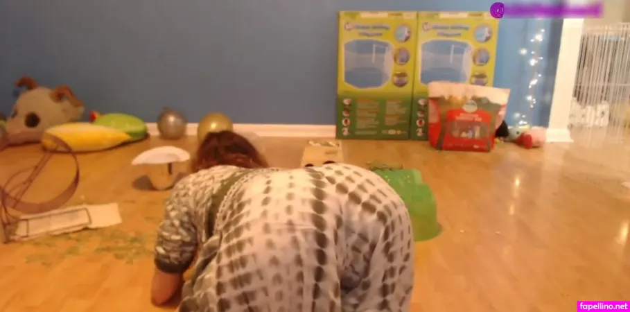 Laribug 8 OnlyFans Thumbnail #UlMjH1WvYt