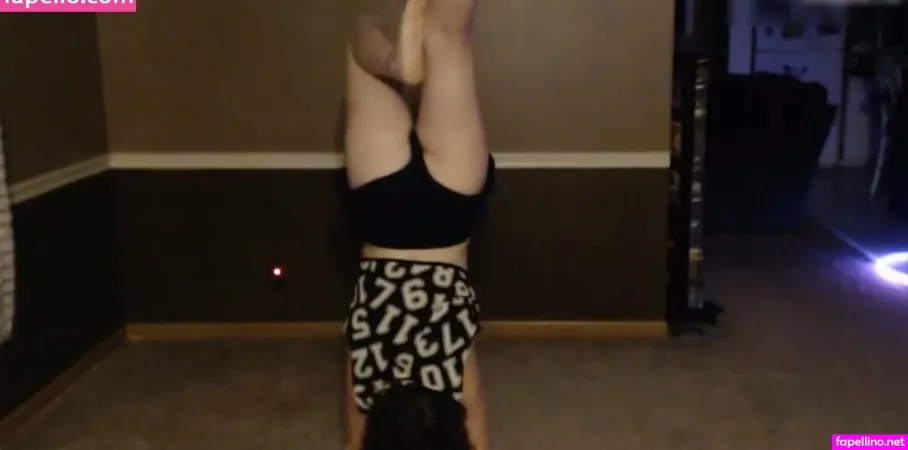 Laribug 8 OnlyFans Thumbnail #ZP73473TPL