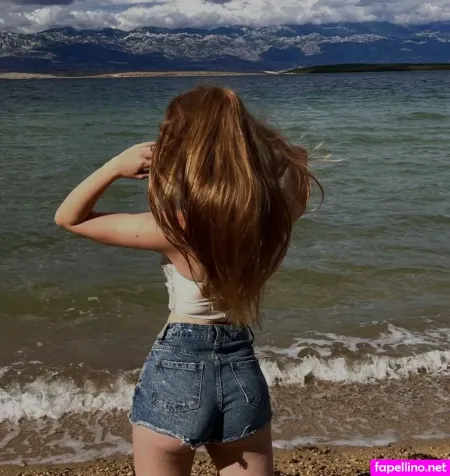 Larissa 775 OnlyFans Thumbnail #EaA8O0wFSc