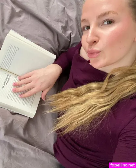 Larissa Becker OnlyFans Thumbnail #9PdHA9M45i