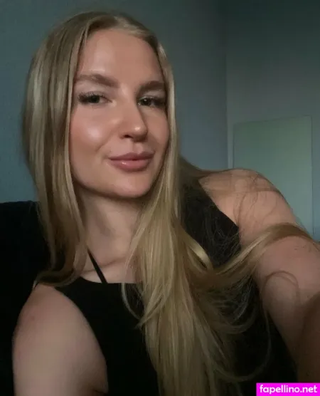 Larissa Becker OnlyFans Thumbnail #Kv8R0QUiL0