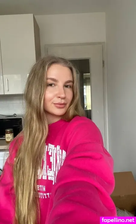 Larissa Becker OnlyFans Thumbnail #RiGiRdJE1e