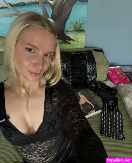 Larissa Becker OnlyFans Thumbnail #zjf3gdhpo1