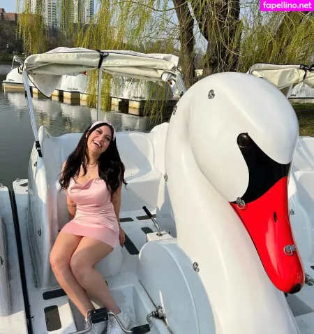 Larissa Cambusano OnlyFans Thumbnail #H4fnn4joYS