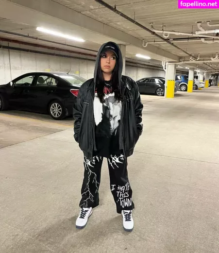 Larissa Cambusano OnlyFans Thumbnail #ohfsU0jeHX