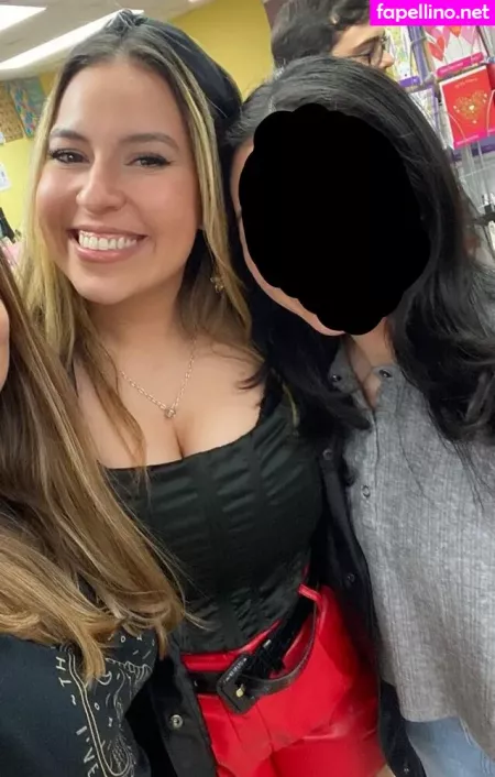 Larissa Cambusano OnlyFans Thumbnail #wAJkQRXB3X