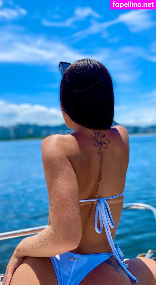 lariofc7_ Nude Leaked OnlyFans Photo #8td8268m7r