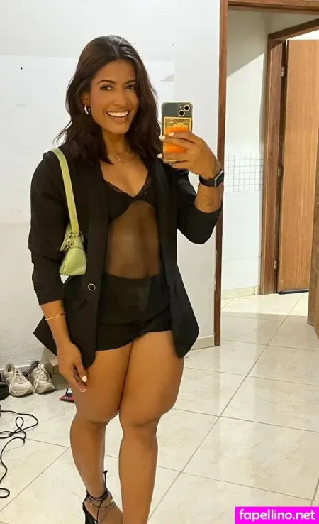 Larissa Felix OnlyFans Thumbnail #8blleQaCCH