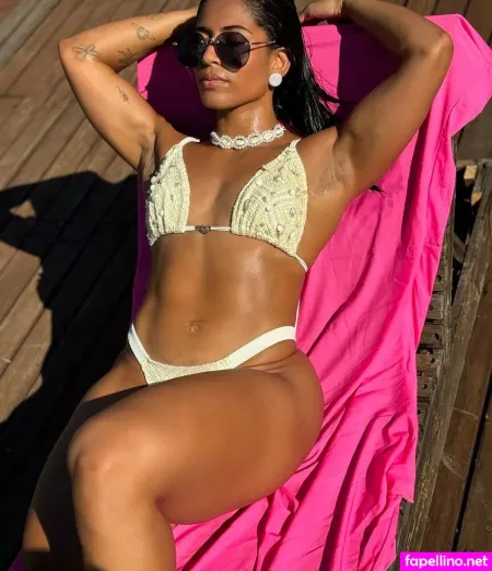 Larissa Felix OnlyFans Thumbnail #zqPYF6DETb