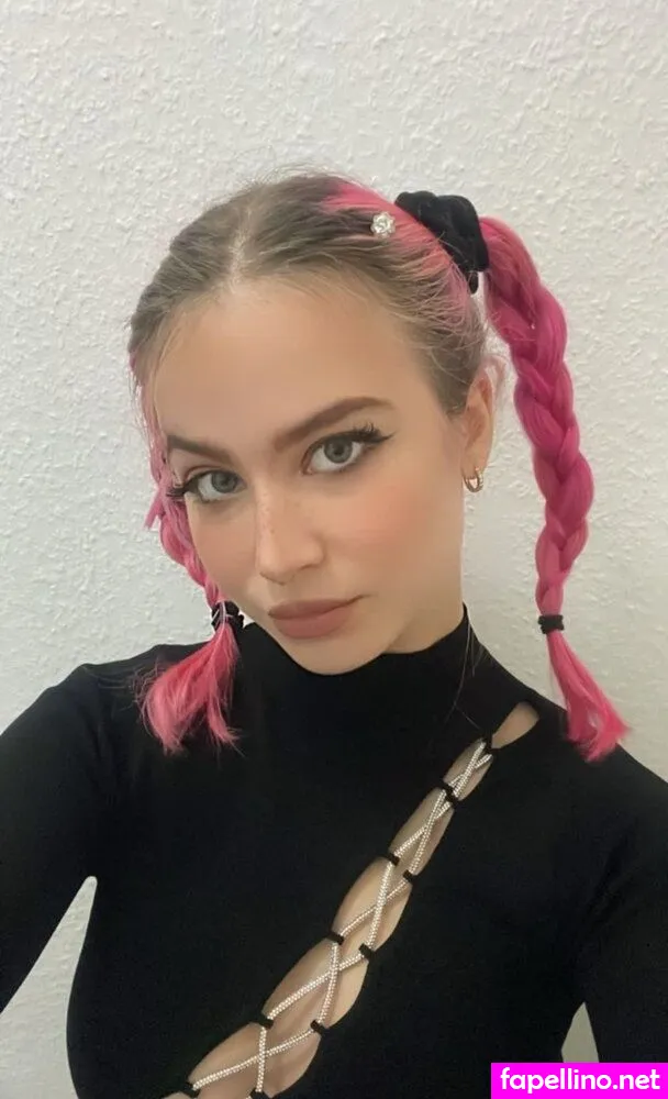 larissa.hckr Nude Leaked OnlyFans Photo #fVUl2QPge5