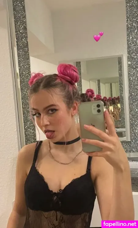 Larissa Hucker OnlyFans Thumbnail #u0Wdb9ZN4J