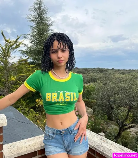 Larissa Kimberly OnlyFans Thumbnail #Vmb6hE8NX3