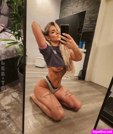 Larissa Lou 1 OnlyFans Thumbnail #sfgwnS3HGx