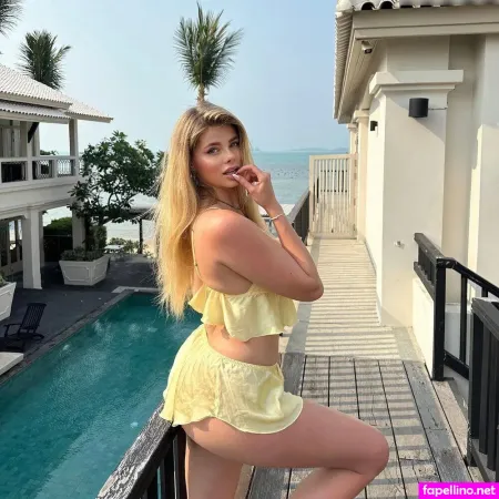 Larissa Neumann OnlyFans Thumbnail #IknXdgDxlG