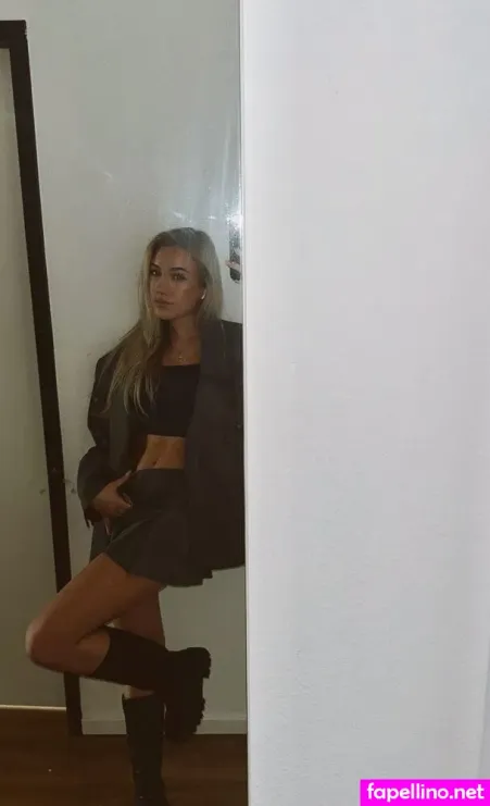 Larissa Oberste OnlyFans Thumbnail #5E9fks1FHX