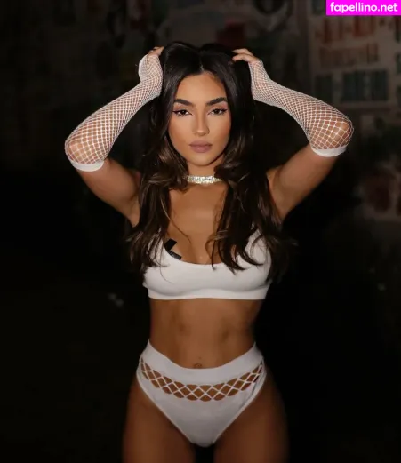 Larissa Ribas OnlyFans Thumbnail #CoVXG6K9lr