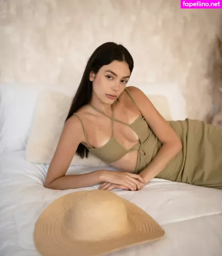 Larissa Saldanha OnlyFans Thumbnail #GNS6ht5Ctf