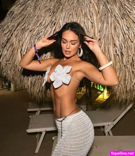 Larissa Santos 13 OnlyFans Thumbnail #GsDaMr9w4p