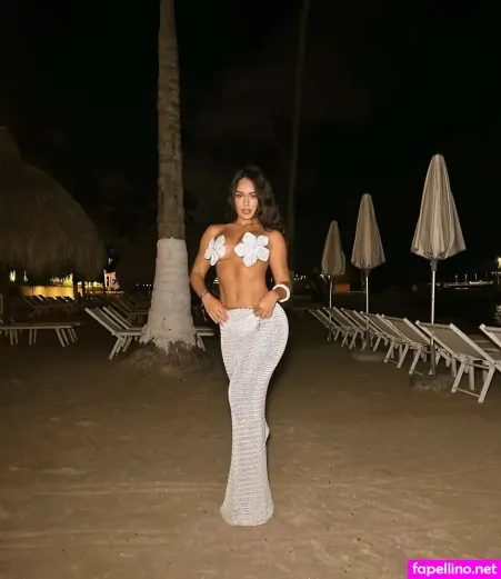 Larissa Santos 13 OnlyFans Thumbnail #TWqkniw5Qa