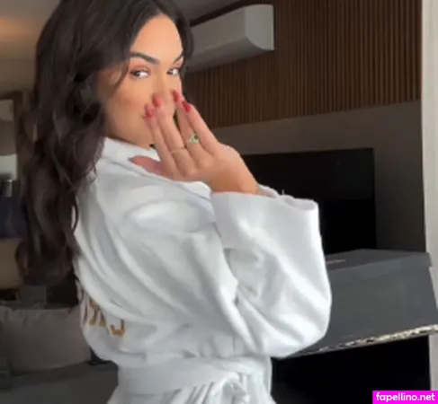 Larissa Santos 13 OnlyFans Thumbnail #fYgdFYpqsV