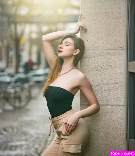 Larissa Schmiederer OnlyFans Thumbnail #RI6G6y6yVn