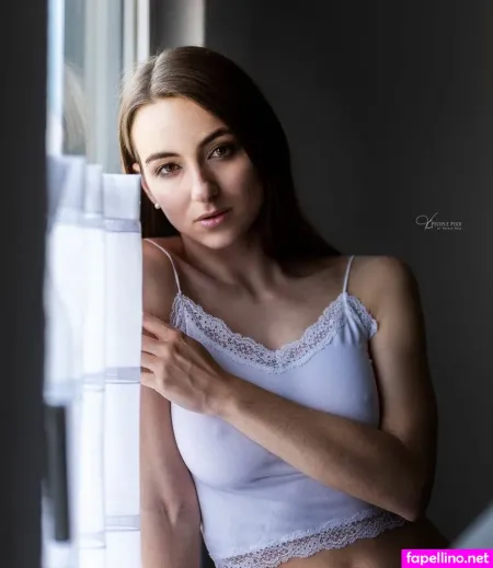 Larissa Schmiederer OnlyFans Thumbnail #n7ej6vuHIb